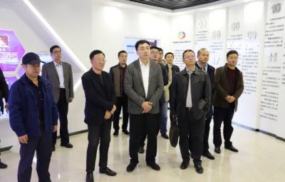 陜鼓集團客人來我公司考察調(diào)研