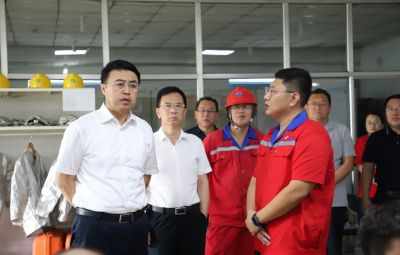 七臺(tái)河市委副書記、市長李兵蒞臨寶泰隆調(diào)研